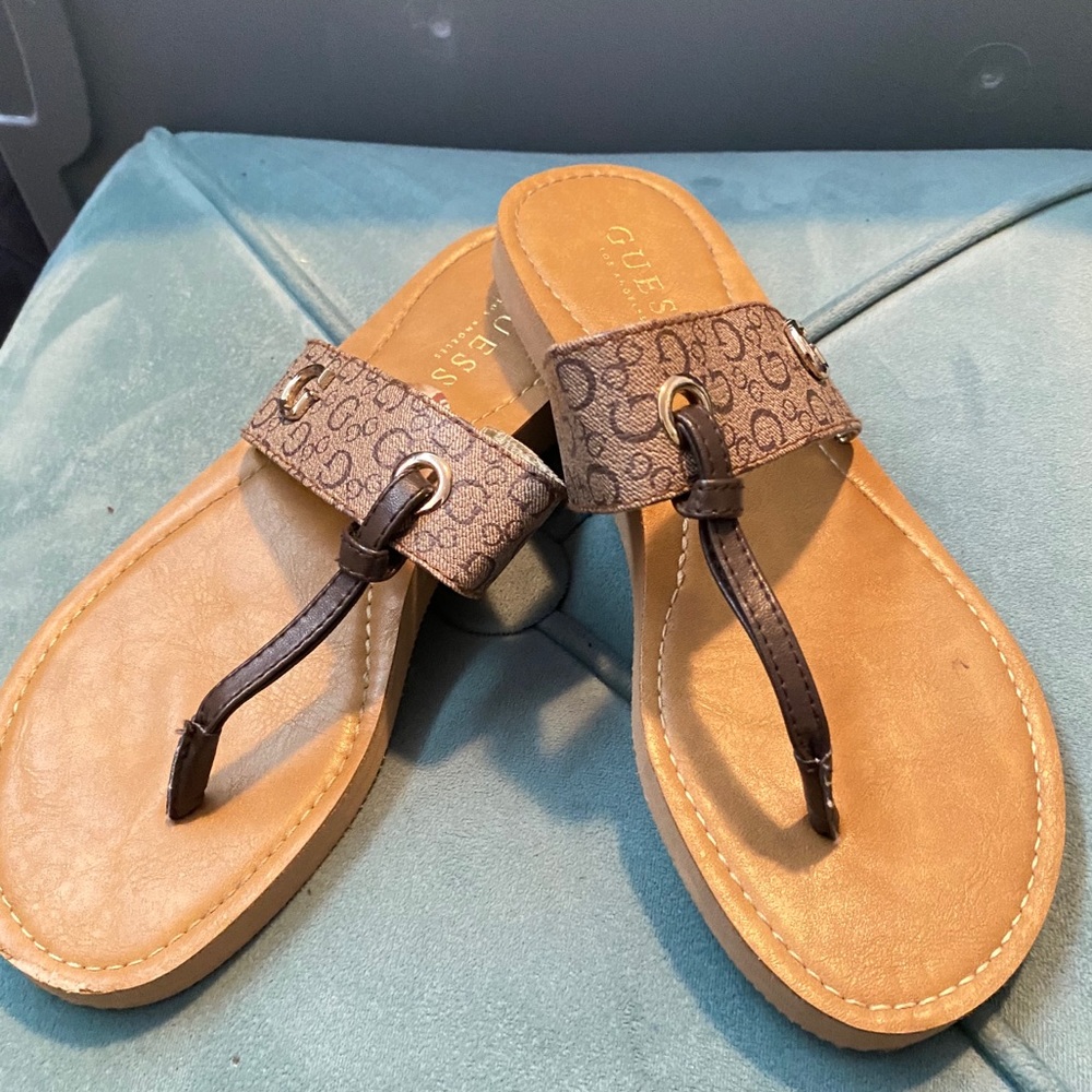 GUESS Sandals
